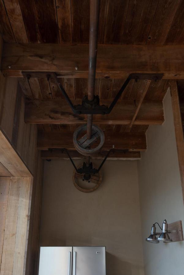 Gite L'Atelier De Tournerie Montigny-sur-l'Ain Exteriör bild
